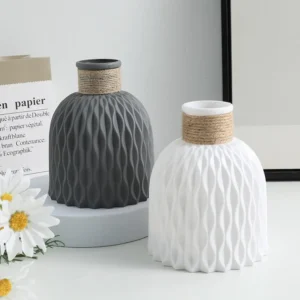 Deko-Vase mit Seil-Optik