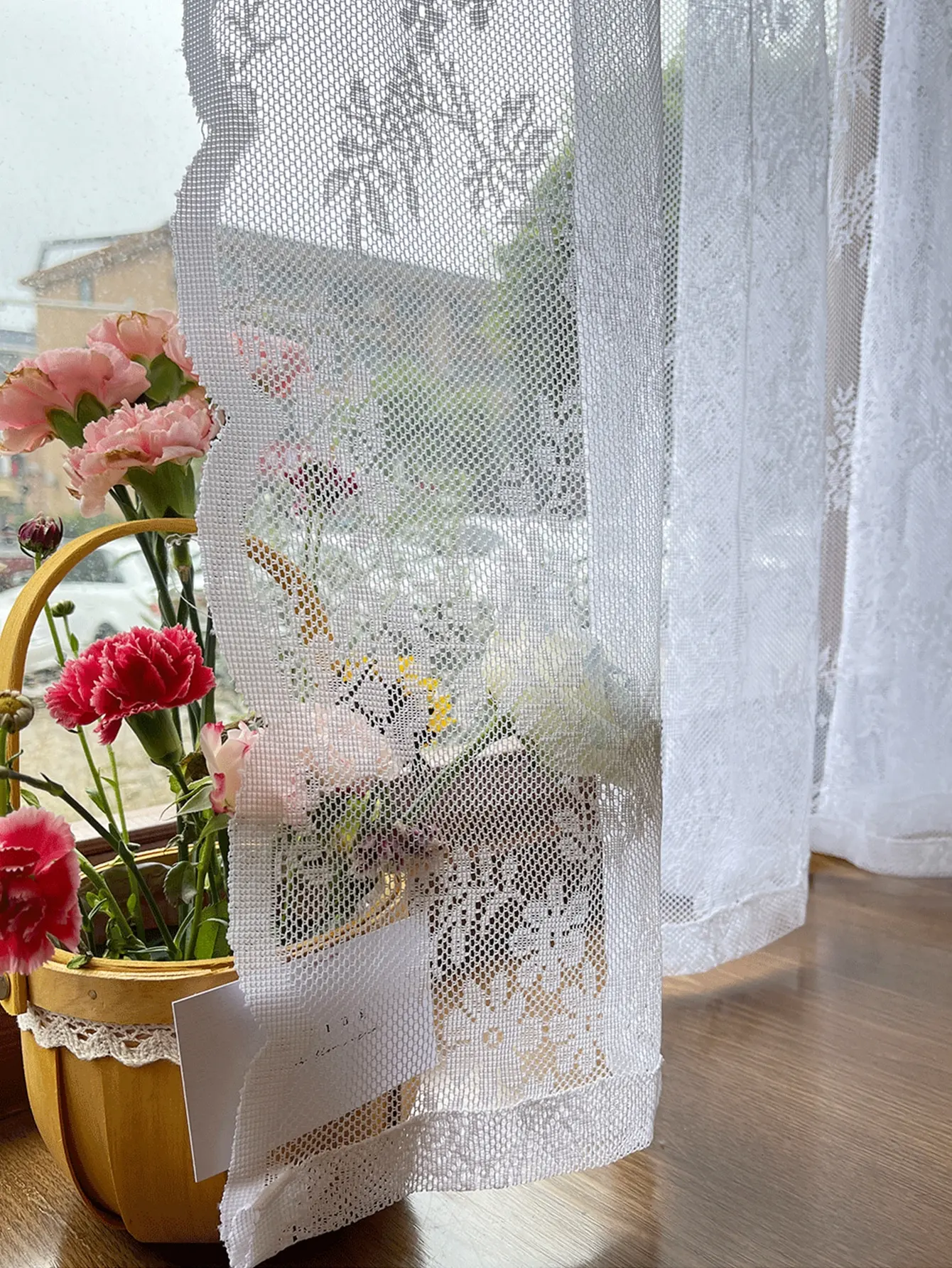 Gardine aus Spitze mit Blumenmuster – Bild 5