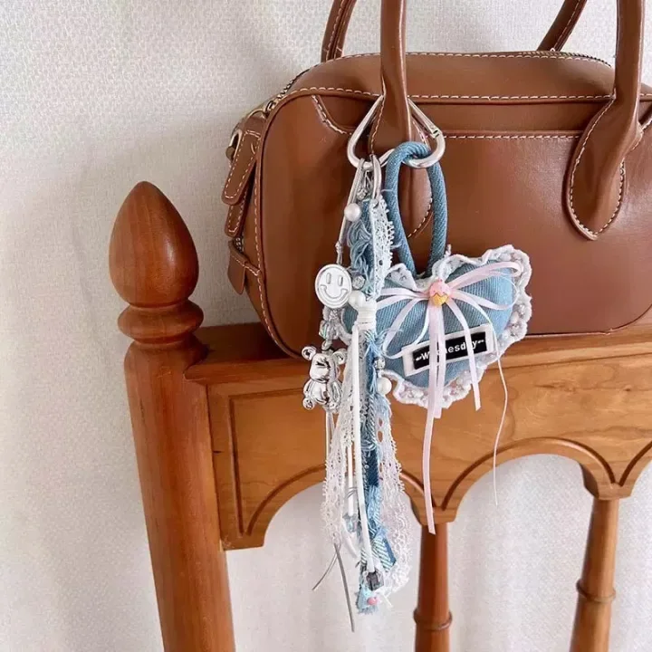 Transparente Schultertasche im Y2K-Stil – Bild 8