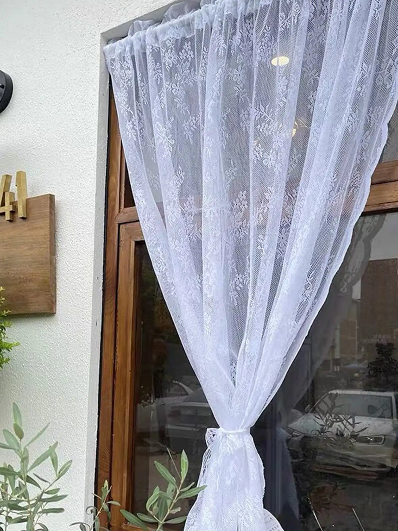 Gardine aus Spitze mit Blumenmuster – Bild 4